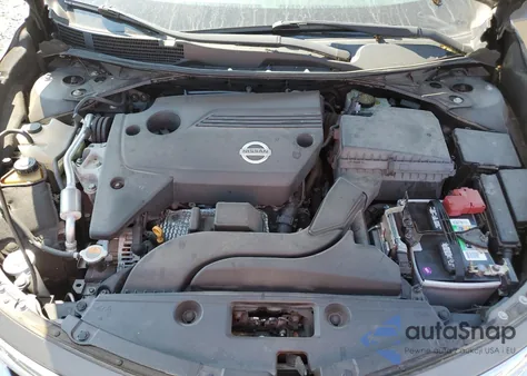 2015 Nissan Altima 2.5 из США, поврежденный, VIN 1N4AL3AP9FC248222